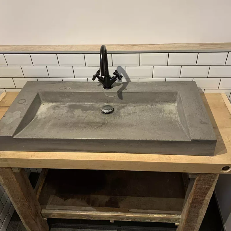 Travaux de salle de bains par ATB 85, plombier aux Sables-d’Olonne